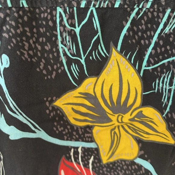 Hurley Shirt Large L black  Floral Hawaiian Short Sleeve Button down tropical - Picture 8 of 15